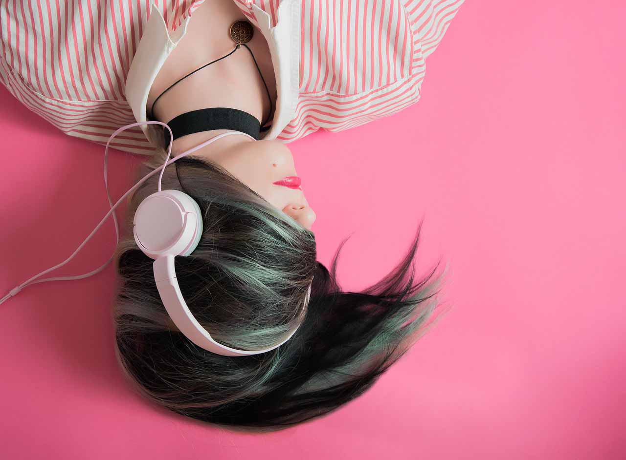 Qué es el ASMR y por qué es tan popular