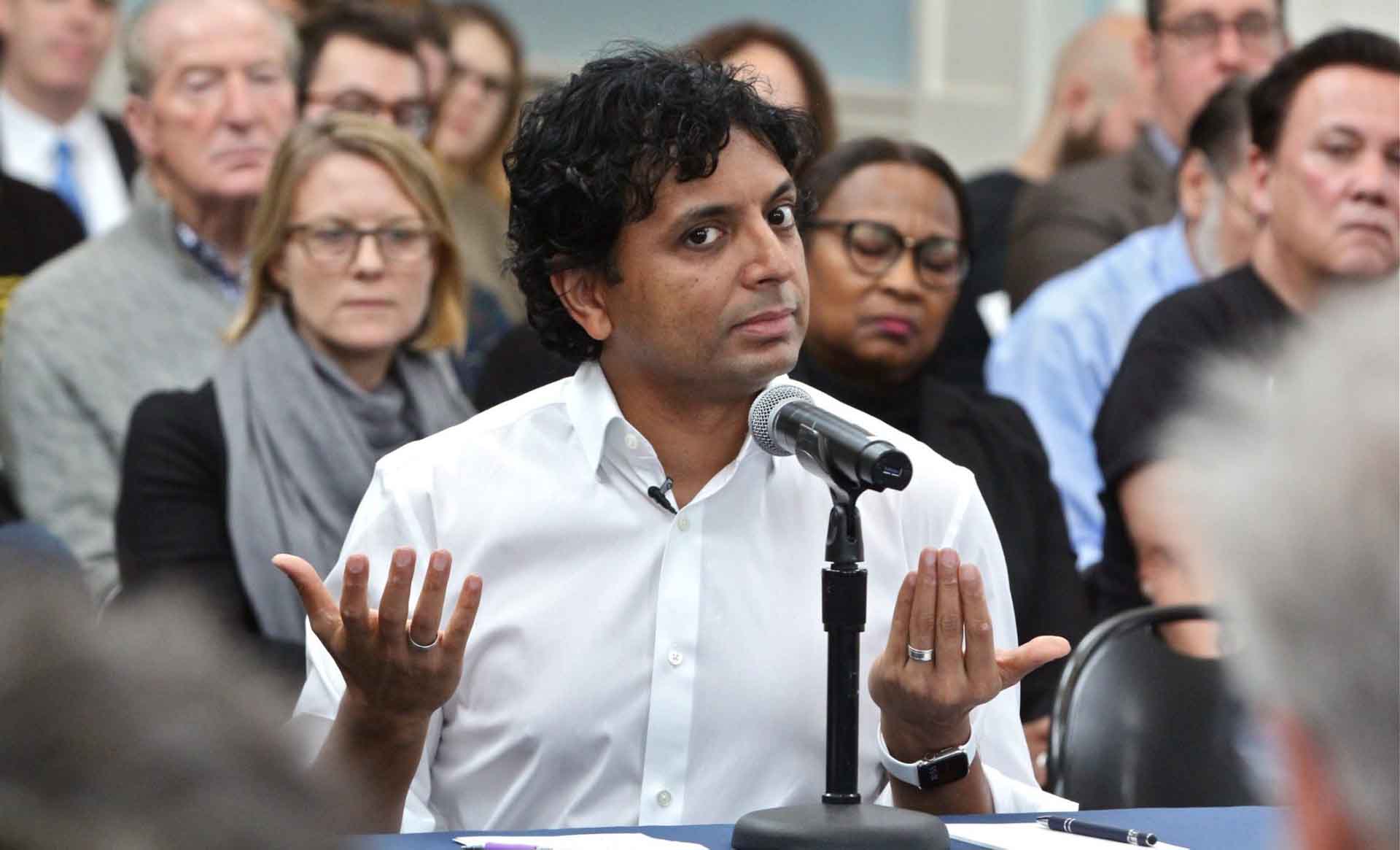 El falso documental de M. Night Shyamalan