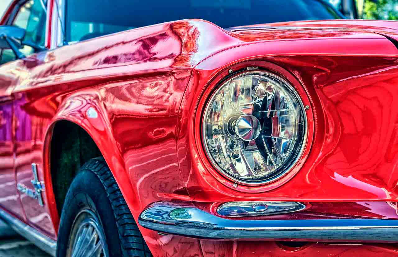 10 autos icónicos del cine y la TV