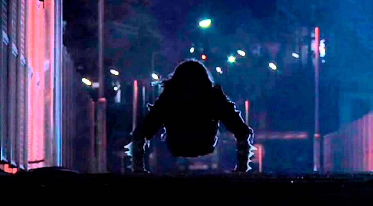Teke Teke, la venganza del fantasma del torso